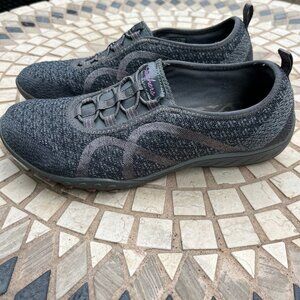 Skechers Breathe Easy Sneakers Women's US 6. Gray Fortune Knit Relaxed Fit 23028